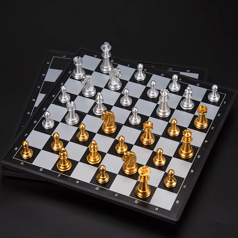 Складная магнитная шахматная доска, игровой набор для путешествий, туристический набор шахматной доски, 32 шахматных элемента, Высококачественный портативный Международный шахматный набор