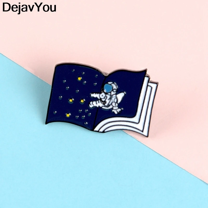 Эмалированная булавка астронавт звездное небо книга на заказ броши для сумки