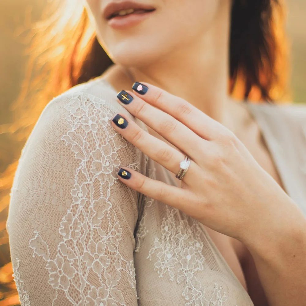 

5pcs Star Moon Chic Decorative Nail Rhinestone Nail Art Manicure Charms DIY Accessories for Ladies Girls