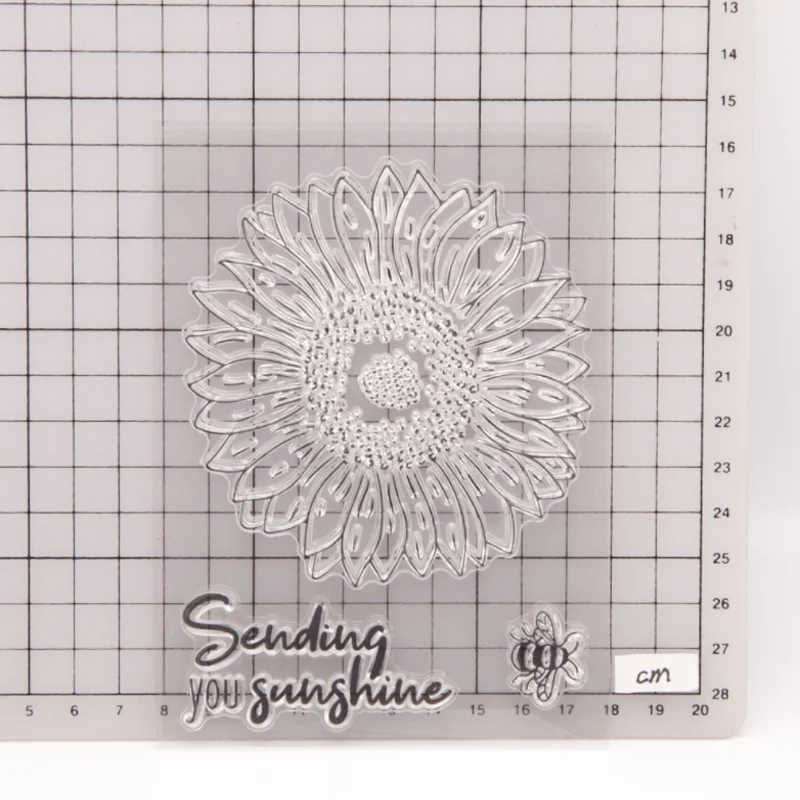 Рисунок 2 - Прозрачный силиконовый штамп в виде подсолнуха