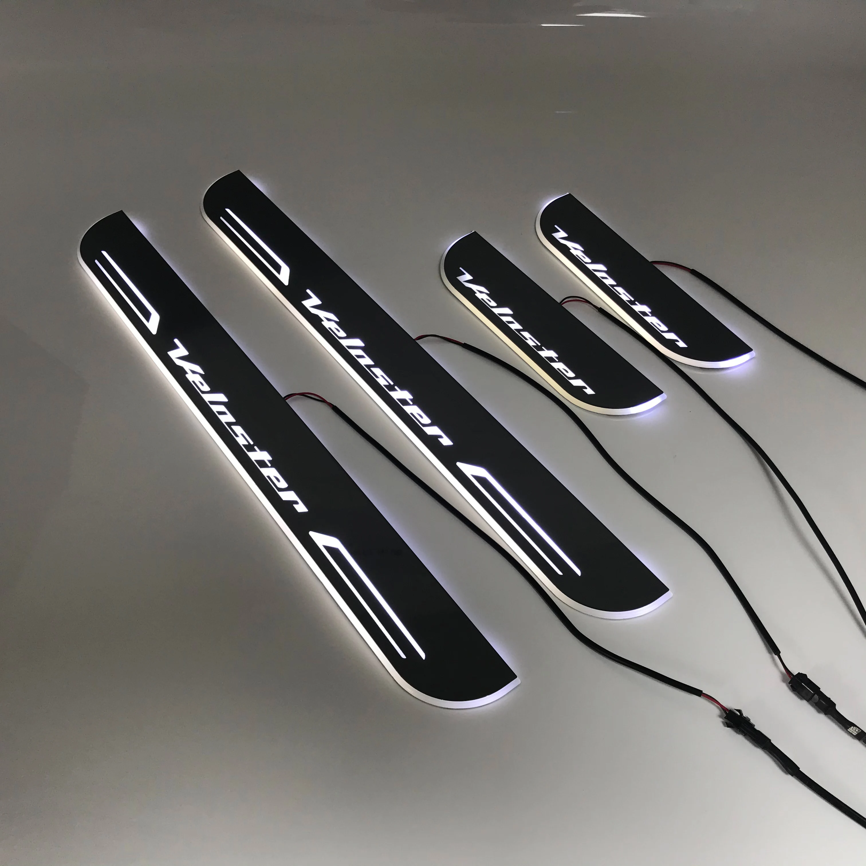 

Led moving door scuff for Hyundai Veloster special use ynamic door sill plate welcome lamp lining overlay Flow/fixed light