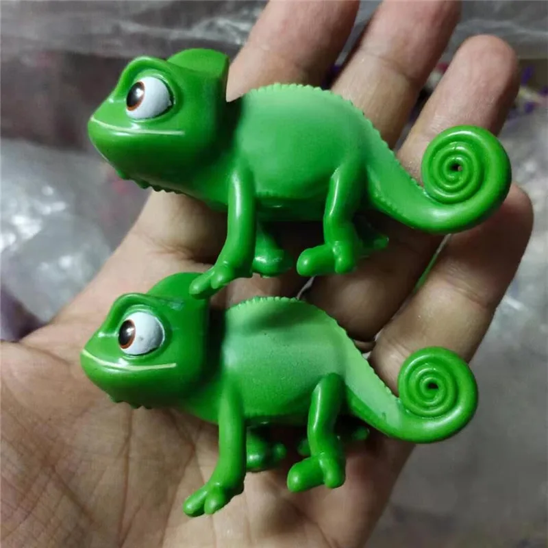 2piece/lot 7cm Disney Tangled Rapunzel Princess Pet Pascal The