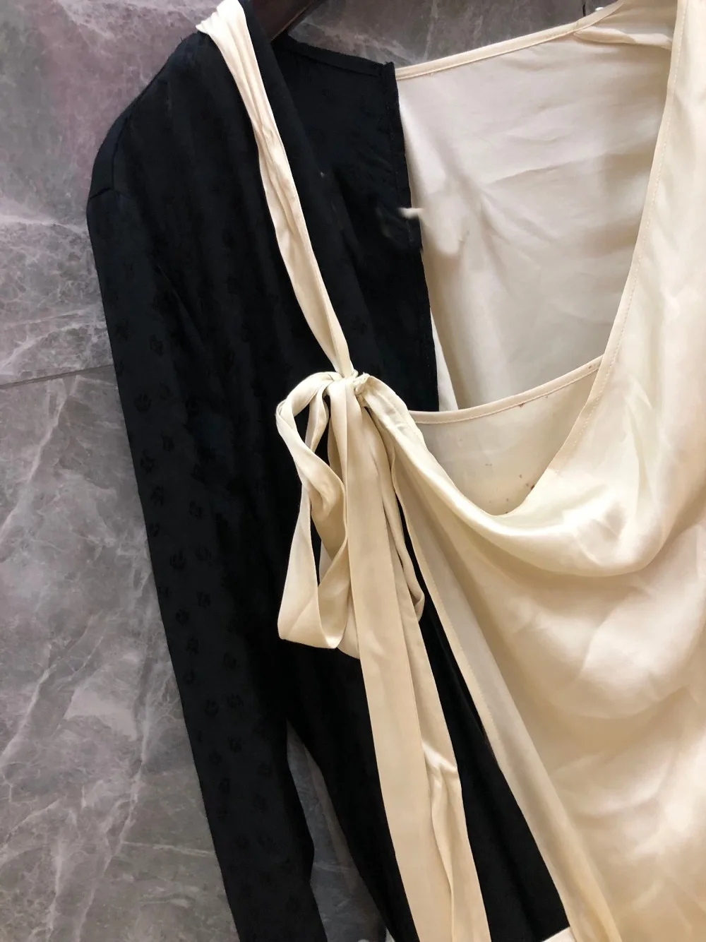 2019FW Новое Женское лоскутное шелковое платье с длинными рукавами пачка