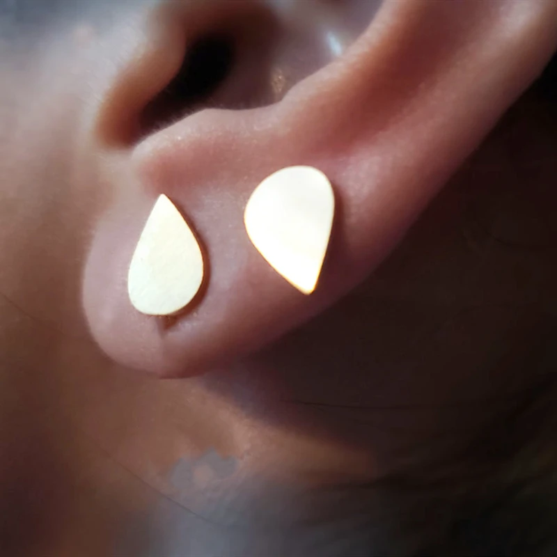 Простые серьги капли Модная бижутерия золотистые гвоздики из нержавеющей стали