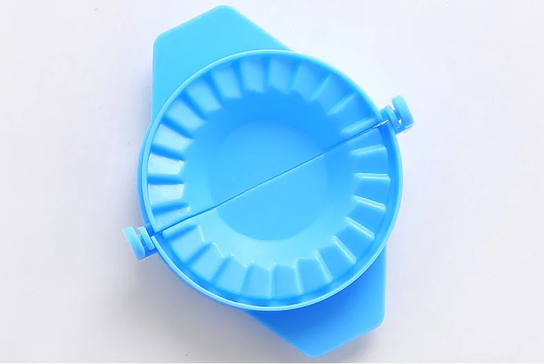 7824728283_1051487683