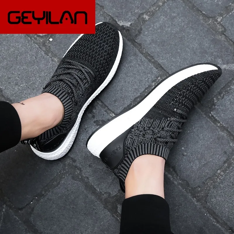 

2020 sports shoes men's shoes casual lace up fly mesh men's shoes low top breathable lightweight men's shoes comfortable