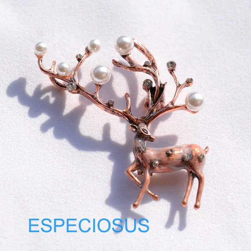 Классические ювелирные изделия брошь в виде оленя со стразами темно-красные