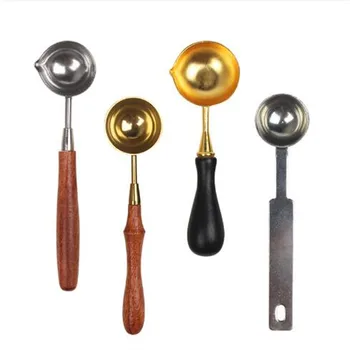 

1pcs Hot Fashion Stainless Steel Spoon wood handle length 12cm Hight quality for Wax seal ancient sealing wax tablet pill beads