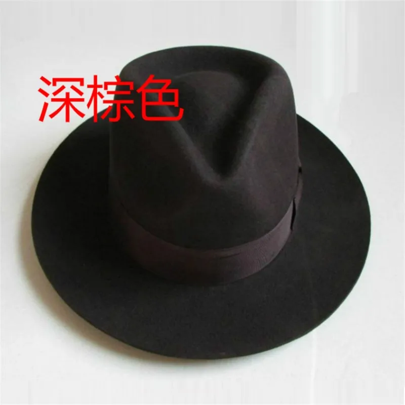 深棕色