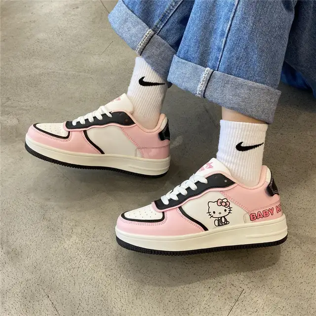 TAKARA TOMY autumn and winter fashion cartoon Hello Kitty board shoes simple and comfortable non-slip lightweight casual shoes 6