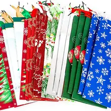 Рождественские подарочные пакеты для винных бутылок, крафт-бумага с красочными широкими ленточными ручками, бирки, металлическая фольга, горячий штамп и блеск