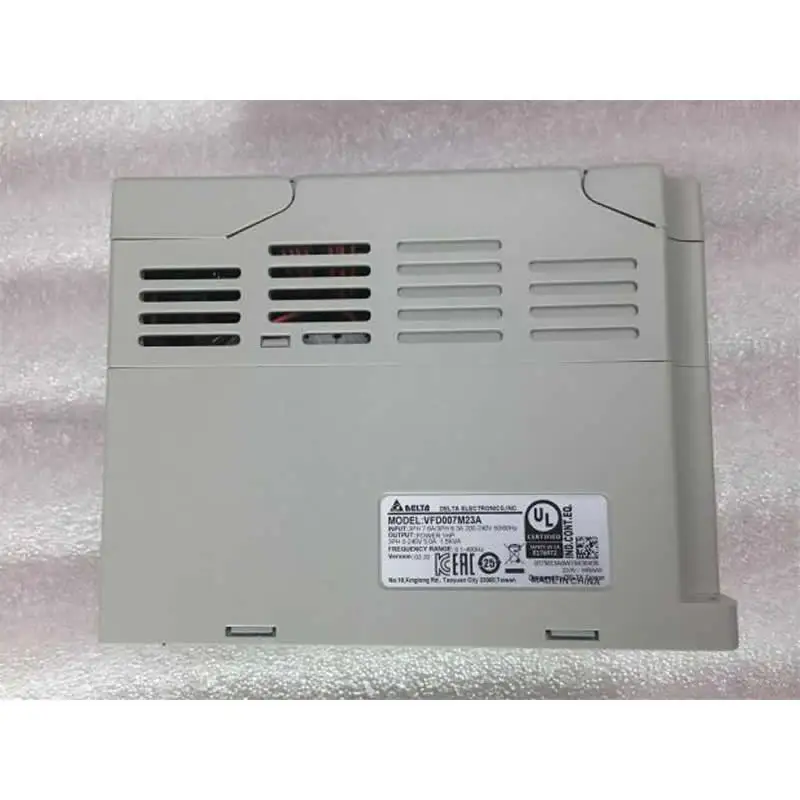 Дельта Инвертор VFD007M23A вход 3ph выход 3 фазы двигатель привод 0,75 кВт
