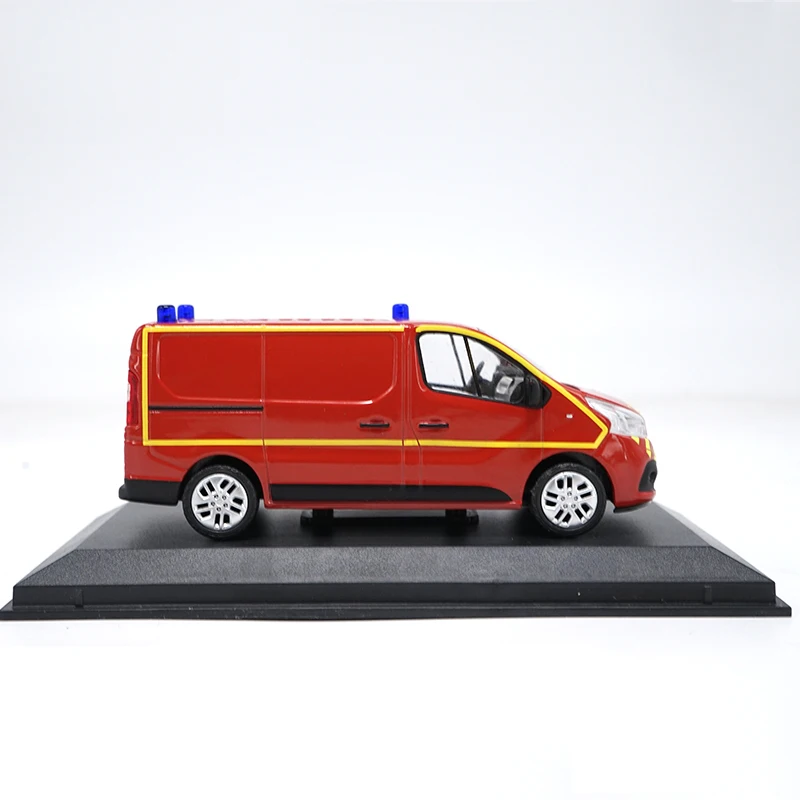 1:43 Renault Trafic MPV автомобиль скорой помощи сплав модель автомобиля статическая Высокая моделирования металлические модели автомобилей для коллекционирования подарок