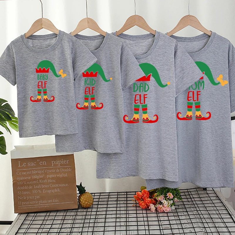 thumbnail image 1 of Ropa a juego para la familia con Feliz Navidad, camiseta para madre, padre, hija, hijo, mameluco para bebé, camisetas de algodón con estilo de dibujos animados navideños, 1 of 5