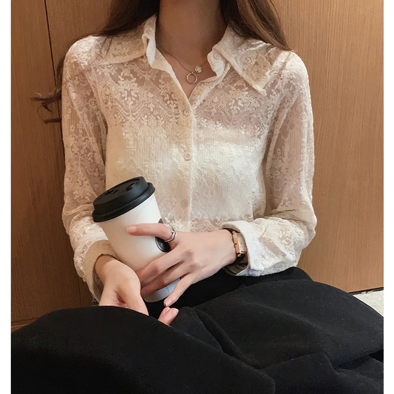 

Lace Base Shirt Women's Autumn And Winter New Style Sense of Design White Shirt Fashion Western Style Sweater Underwear Long