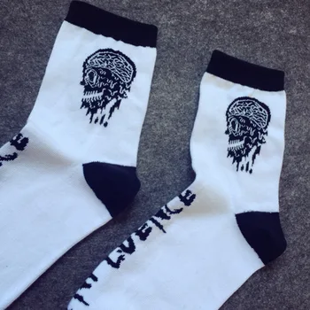 

Adult Size Crew Socks Fasion 17SS Taiji Yinyang Skull Supreme Influence Power Tai Chi Ji Eight Diagrams Yin Yang Skate Street