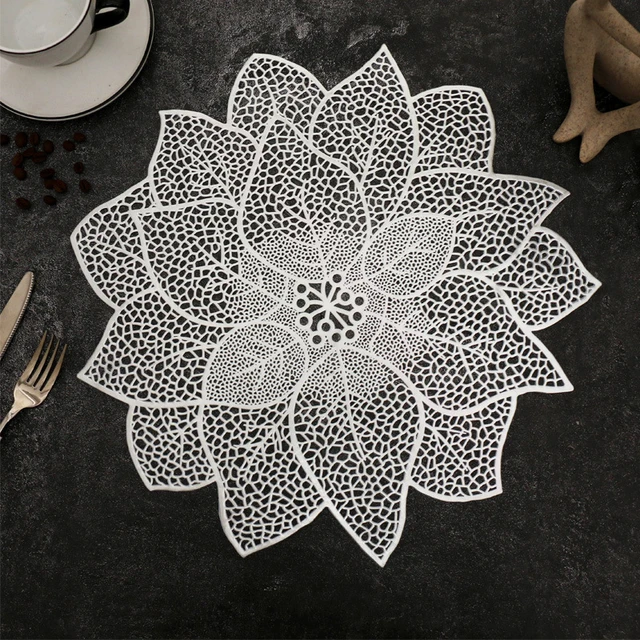 1pc PVC Placemat, Creative Leaf Design Non Slip Table Mat For Kitchen