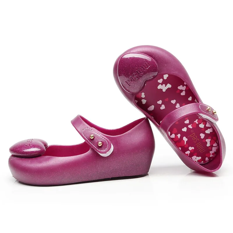 Детская обувь; сезон лето; в форме сердца силиконовые летние туфли сандалии для девочек мини однотонные сапоги для дождливой погоды, детские Нескользящие Детские, с мягкой подошвой; обувь