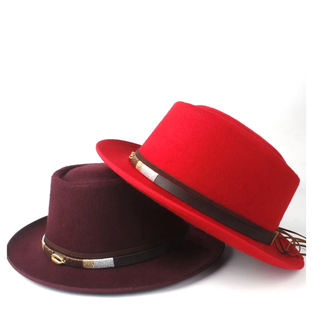 Unisex Men Women Pork Pie Hat With Belt Retro Trilby Hat Tea Party Hat Outdoor Casual Wool Flat Fedora Jazz Hat Size 58CM
