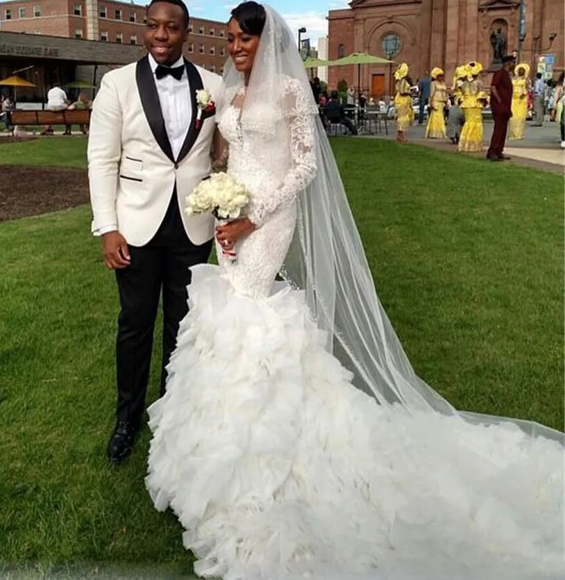 Long sleeved Arabic Wedding Dresses 