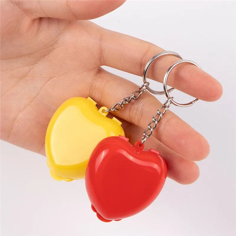 1Pcs CPR Mask CPR Face Shield For CPR Resuscitator With One-way Keychain Key Ring Heart Shape First Aid Rescue Kit 4