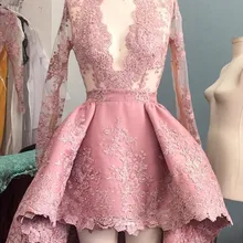 Винтажные розовые платья для выпускного вечера с v-образным вырезом и кружевной аппликацией, иллюзионные вечерние платья с длинным рукавом и оборками