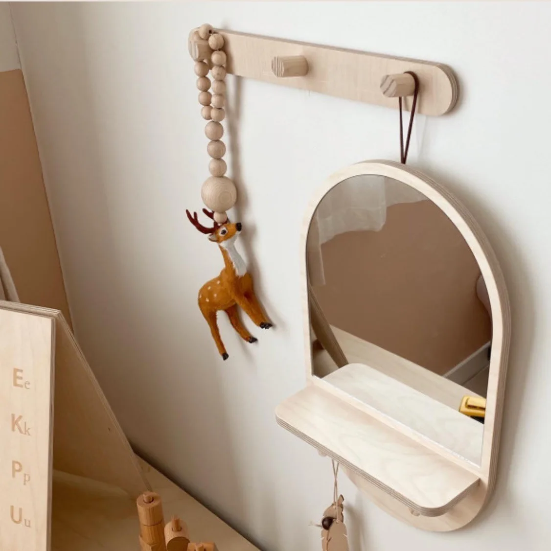 Kids Wall Hanging Mirror Ins Style Simple Wooden Mirror Dressing Table Decorative Log Wall Hanging Photo Props