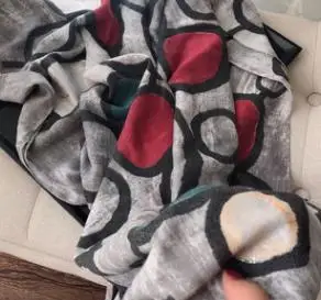 Серый Новые женские шарфы с бахромой из серебряной фольги в крупный горошек, шали, хлопковый шарф, хиджаб, 3 цвета, 10 шт./партия - Цвет: Серый