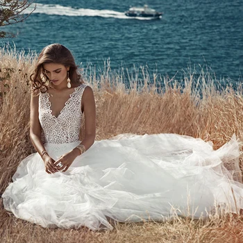 

Simple Boho A-Line Wedding Dress Flower Elegant Wedding Gowns Backless Sleeveless Bride Dress Vestido De Noiva