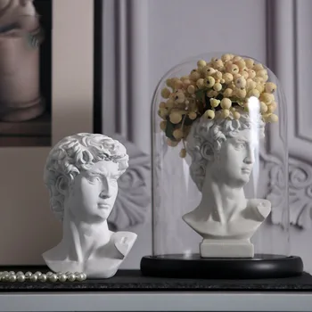

European David Resin Sculpture With Glass Cover Decoration Home Living Romm Hotel Clubhouse Luxury Art Display Decor Ornament