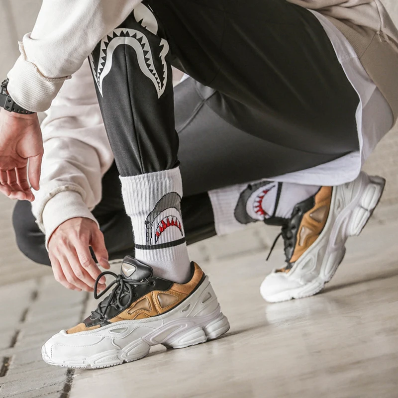 

Men Shark Hip Hop Streetwear Socks Women Socks Men Long Cartoon Socks Hiphop Street Sport Skateboard Black White Long Socks
