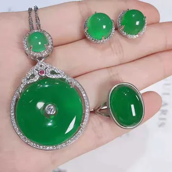 

Natural Jade 925 silver safety buckle green jade women's suit