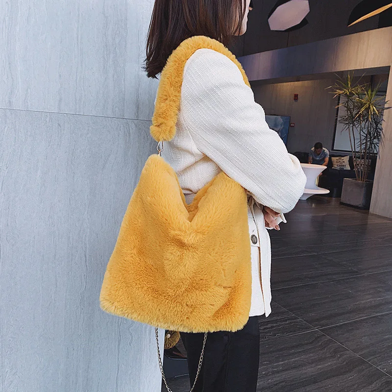 Trendy Messenger Bag Plush Luxury Designer Shoulder Bag Large Capacity Zipper Handbag Phone Coin Card Purse Ladies Crossbody Bag