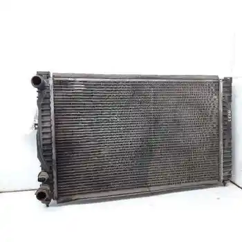 

8D0121251Q WATER RADIATOR VOLKSWAGEN PASSAT SALOON (3B2)