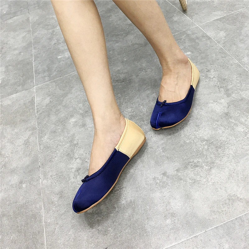 Newest Patchwork Split Toe Flat Shoes Woman Mixed Color Luxury Satin Butterfly-knot Slip On Ballet Flats Spring Women Shoes