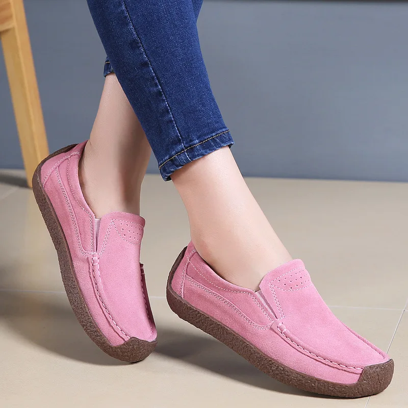 

2018 Spring And Autumn Slanted Heel Snail Shoes Women's Rocking Shoes Large Size Thick Bottomed Peas Genuine Leather Soft Bottom