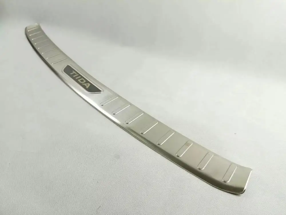 

Accessories For Nissan Tiida 2016 Stainless Steel Rear Bumper Foot Plate