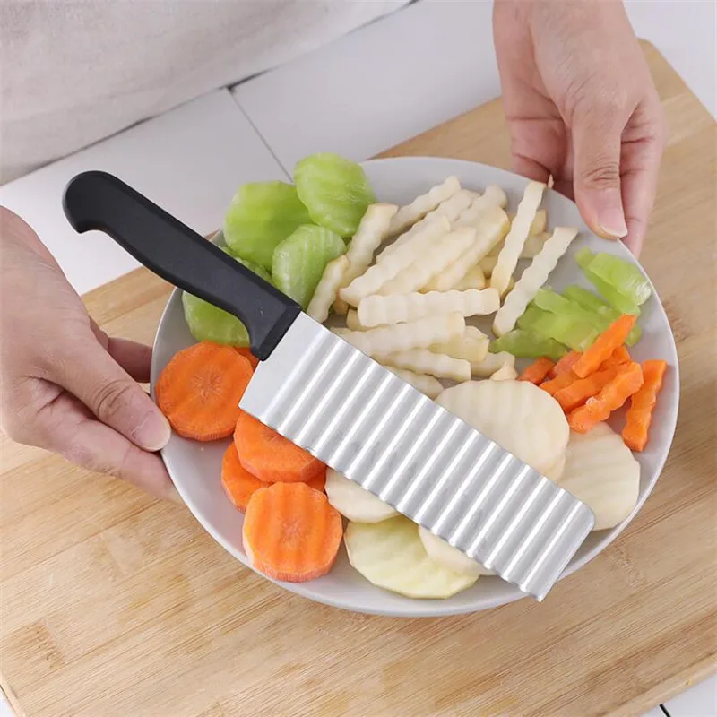 Potato Chip Slicer Vegetable Fruit Crinkle Wavy Slicer Knife Potato Cutter Chopper French Fry Maker Long Stainless Steel vegetable cutter