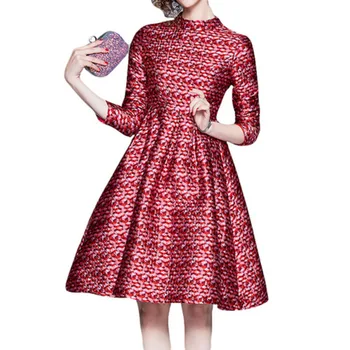 

HT693 Vintage A Line Cocktail Dresses Three Quarter Sleeves Knee Length High Neck Women Wine Red Party Dress 2020 New