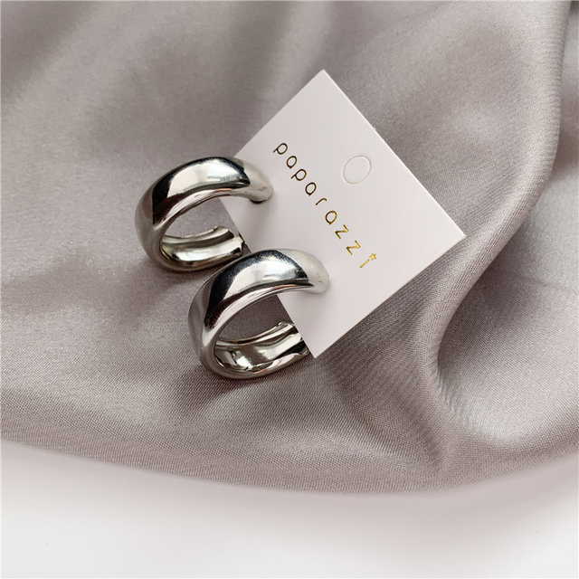 Minimalist Gold/Silver Color Round Earrings for Women Trendy Geometric Hoop Statement Earrings Party Fashion Jewelry Gift