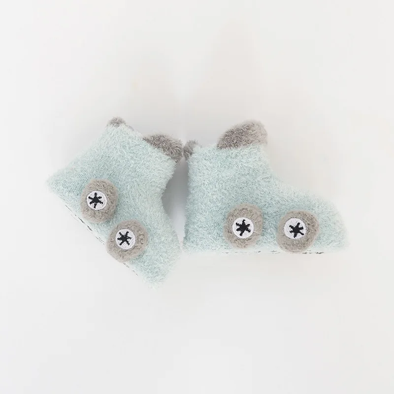 Light green Детские носки из кораллового флиса, милые носки для маленьких девочек с рисунком машины, мягкие зимние теплые нескользящие носки для новорожденных 0-1-3 лет - Цвет: Light green