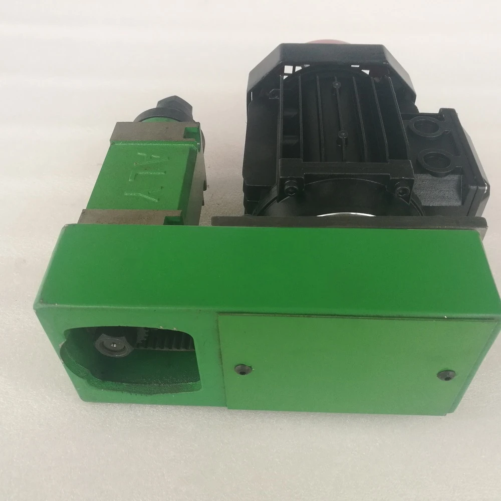 ER20 цанговый патрон 750W 0.75KW 1hp Мощность головы 60 мм(диаметр). Бурение скважин на воду шпиндель станка Max.3000rpm с 380V 3 фазный мотор