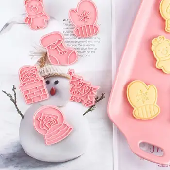 

6Pcs/set Christmas Cartoon Shape Cookie Fondant Cutter Cookie Molds DIY Christmas Tree Decorating Baking Cooking Tools