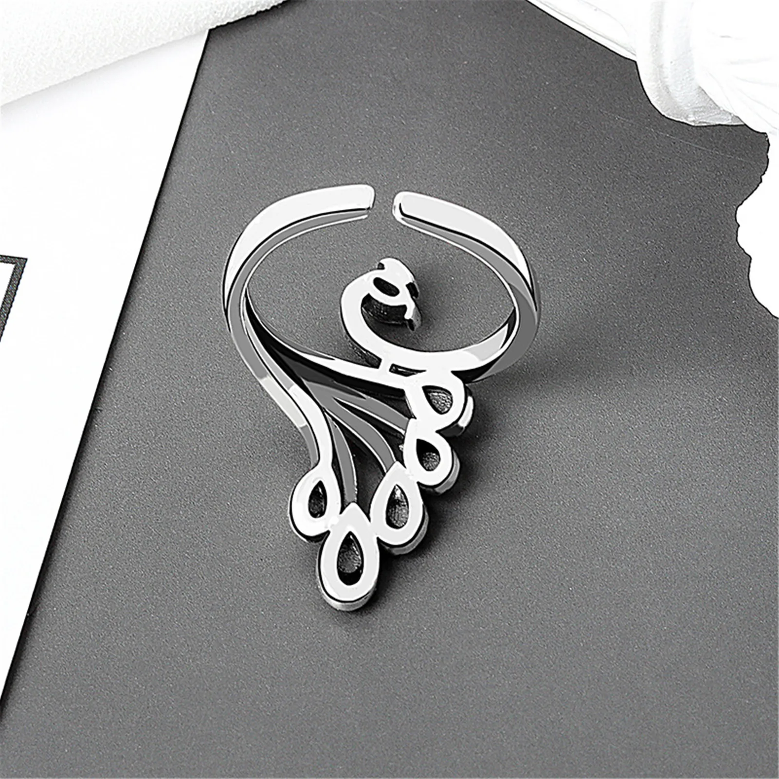 DIY Hand Made Wool Ring Ring Creative Open Knit Sweater Personality Crochet With Wool Thread