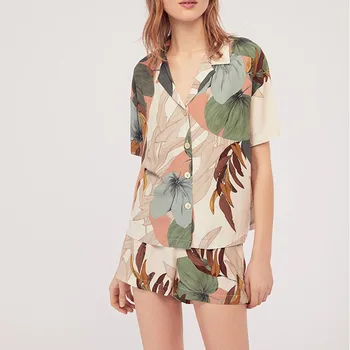 

Short-sleeved Leaf Print Pajamas Set Women Cotton Viscose Loose Style Casual Style Loose Style Sleepwear Women Printing Pajamas