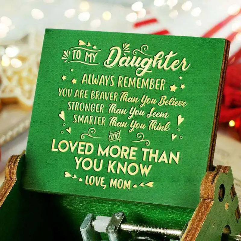 B DIY Classic Christmas Theme Hand shake Carved Music Box Wooden Hand-cranked Music Box Christmas Gift Birthday gifts for kids - Цвет: B