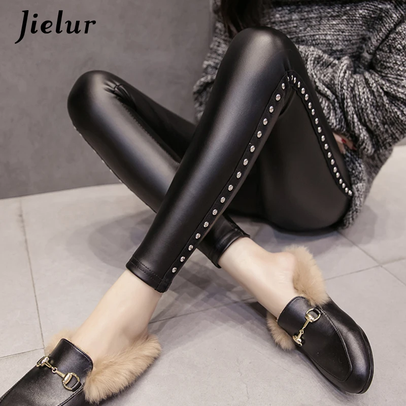 Comprar Jielur nuevo invierno de lana mate de cuero de la PU de las mujeres leggings de moda remaches arriba pantalones lápiz 4 colores S XXXL Slim leggings de mujer