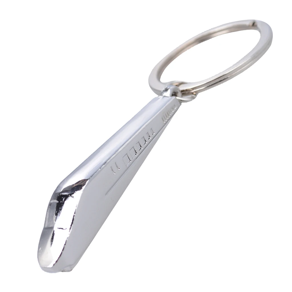 Novel silver color Alloy 3D Train Shaped Pendant Keychain Key Ring Key Holder for Car Keys Home Keys Organizer