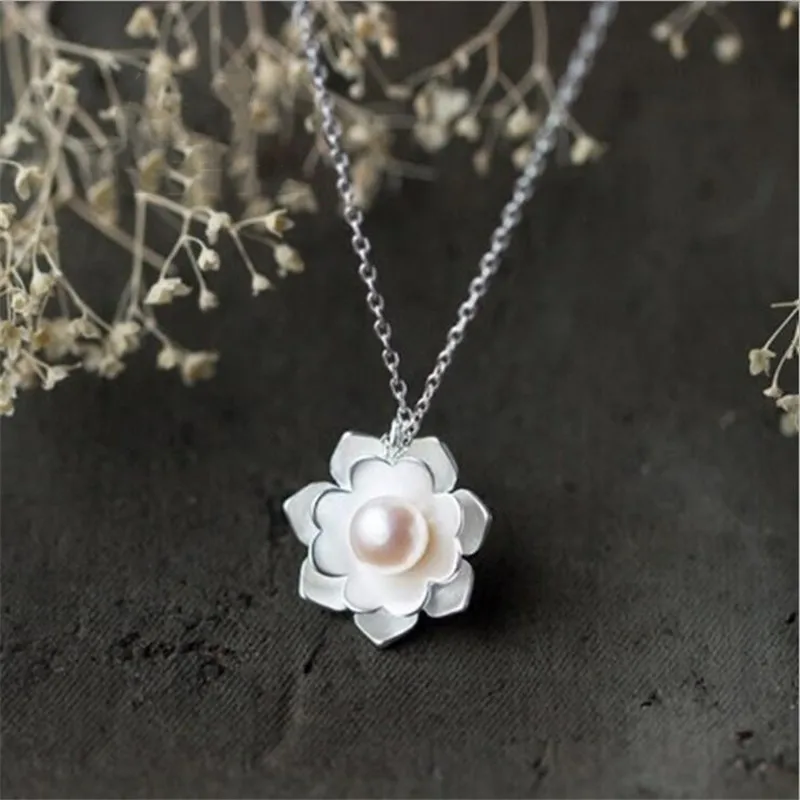 New Fashion 925 Sterling Silver Jewelry Female National White Lotus Shell Beads Pearl Flowers Pendant Necklaces c