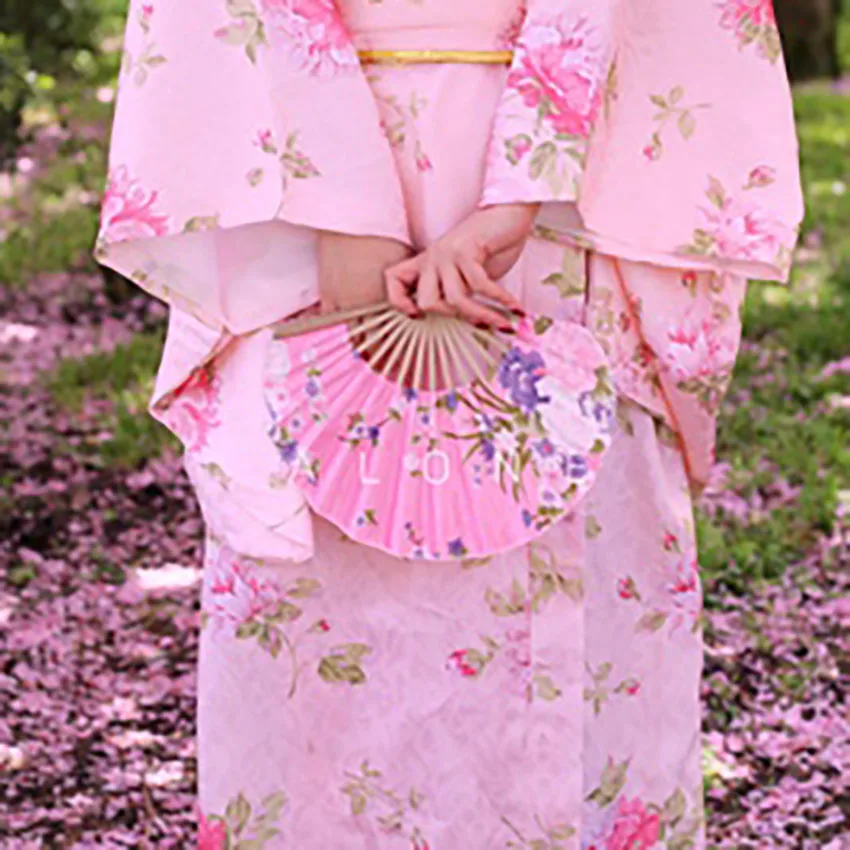 Традиционное японское женское кимоно Yukata Розовое Кимоно в стиле ретро с